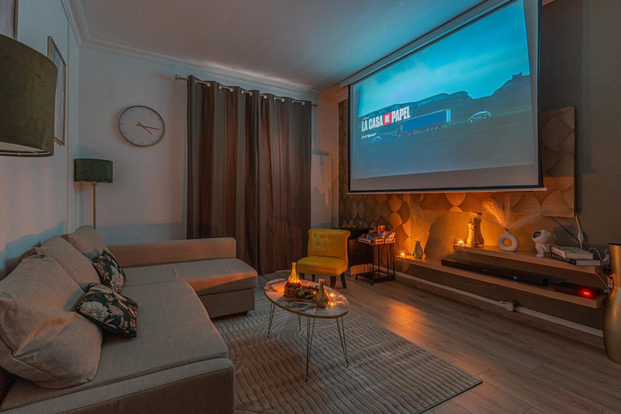 Ferienwohnung Luxury Cinephile - Netflix - 2 Balcons - Garage Prive - Minibar Grenoble Exterior foto